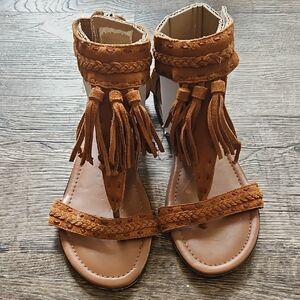 Minnetonka Tan Fringe Sandals